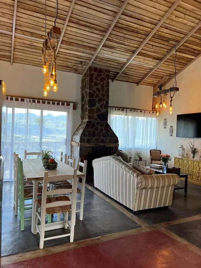 Villa La Casita De Charo 1 Constanza